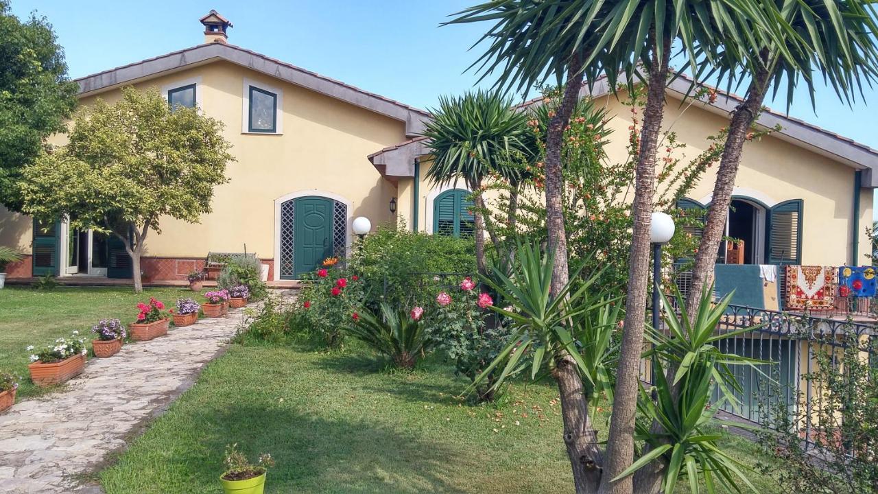 Bed and Breakfast La Casa Del Melograno Santa Venerina Exterior foto